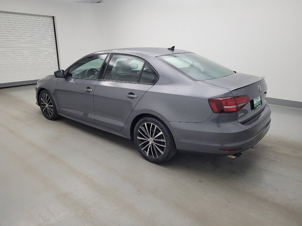 Used 2016 Volkswagen Jetta Sport FWD image 3