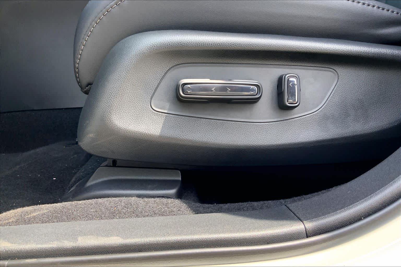 New 2026 Acura ADX AWD image 17