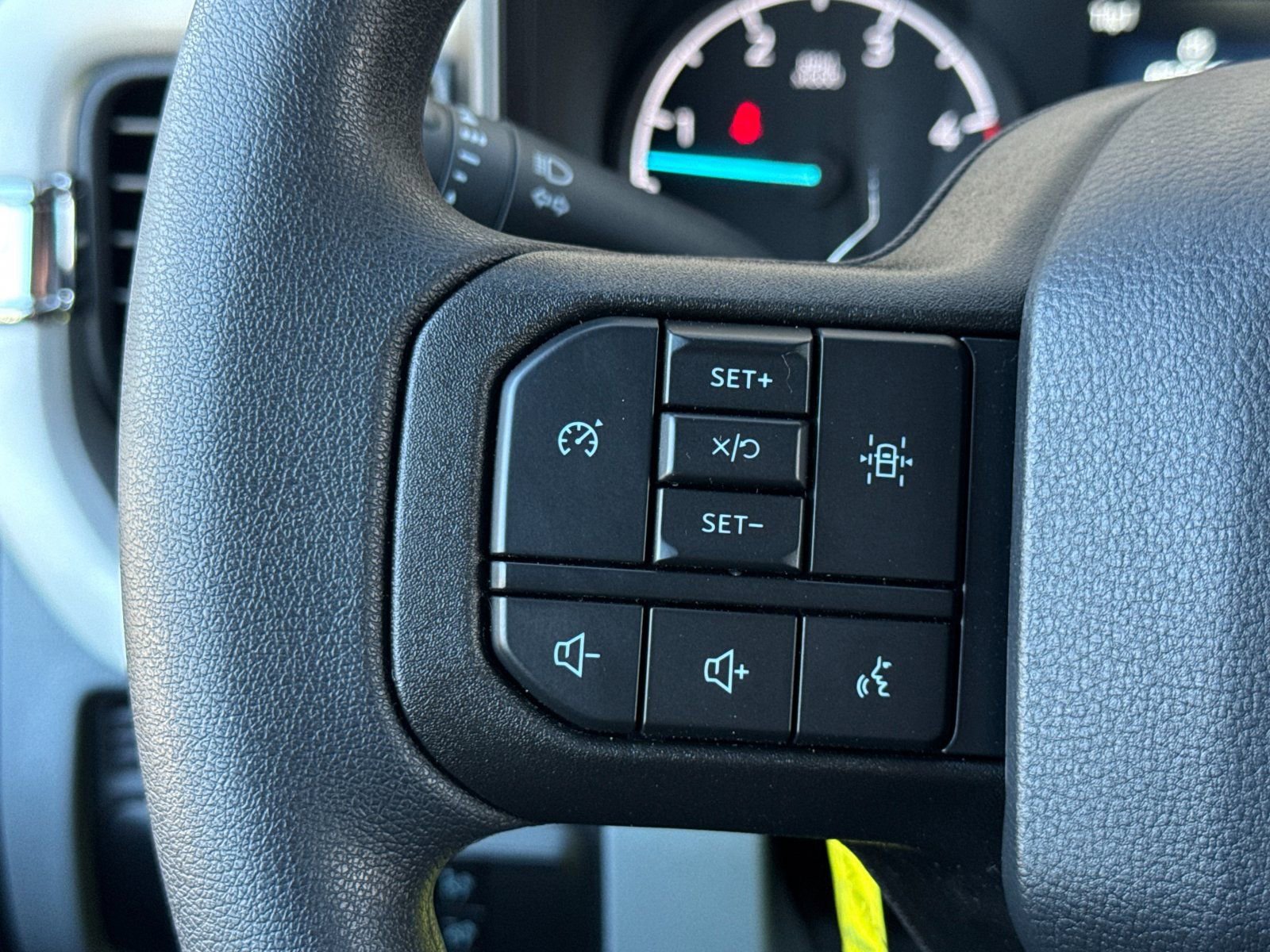 New 2025 Ford F550 4x4 Crew Cab Super Duty image 23