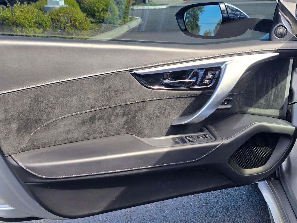 Used 2017 Acura NSX AWD/4WD image 24