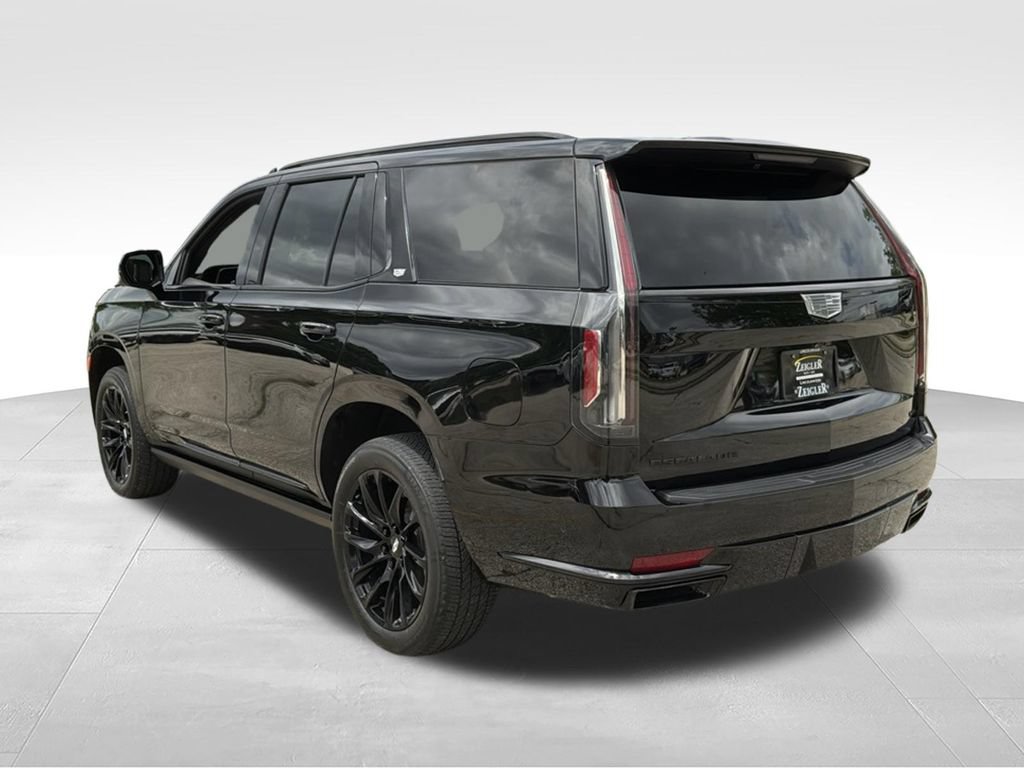 Used 2023 Cadillac Escalade Sport Platinum w/ LPO, ONYX Package AWD/4WD image 4