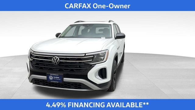 Certified 2025 Volkswagen Atlas Peak Edition SE image 8