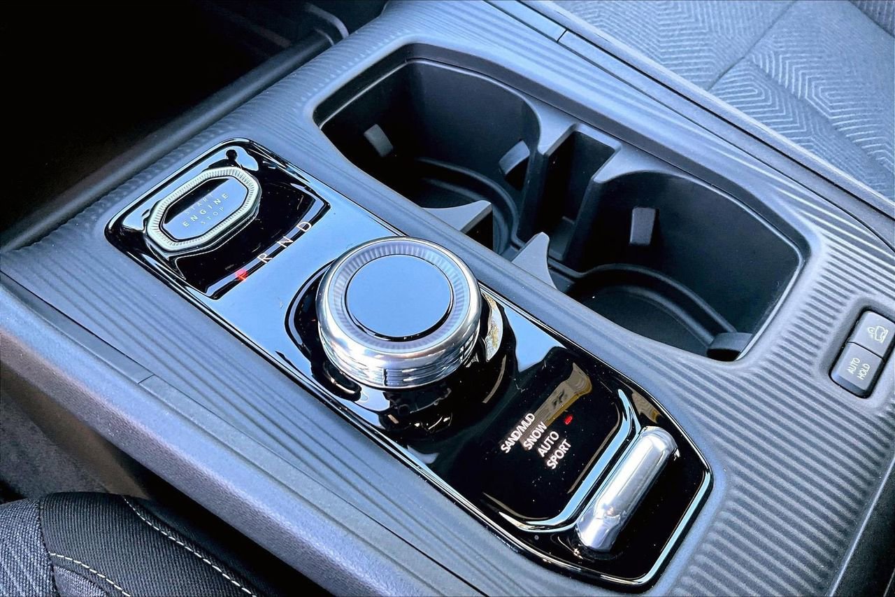 New 2026 Jeep Cherokee Laredo image 28