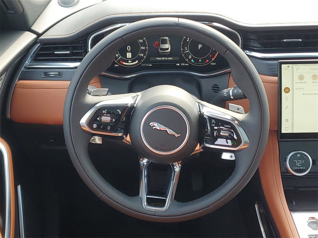 New 2026 Jaguar F-PACE R-Dynamic S image 30