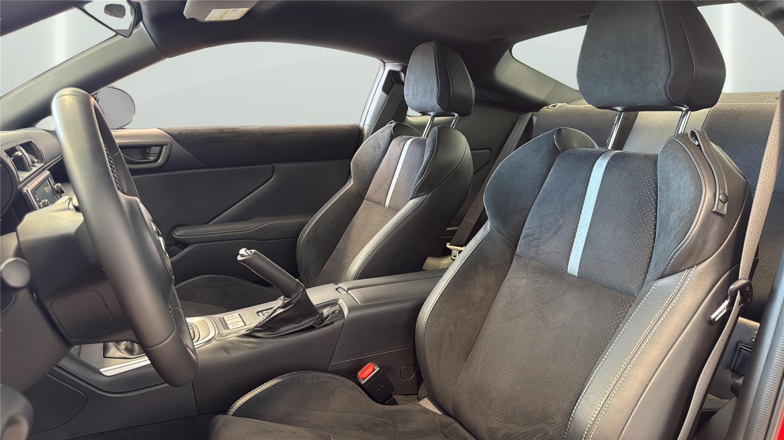 Used 2025 Toyota GR86 Premium w/ Performance Package RWD image 11