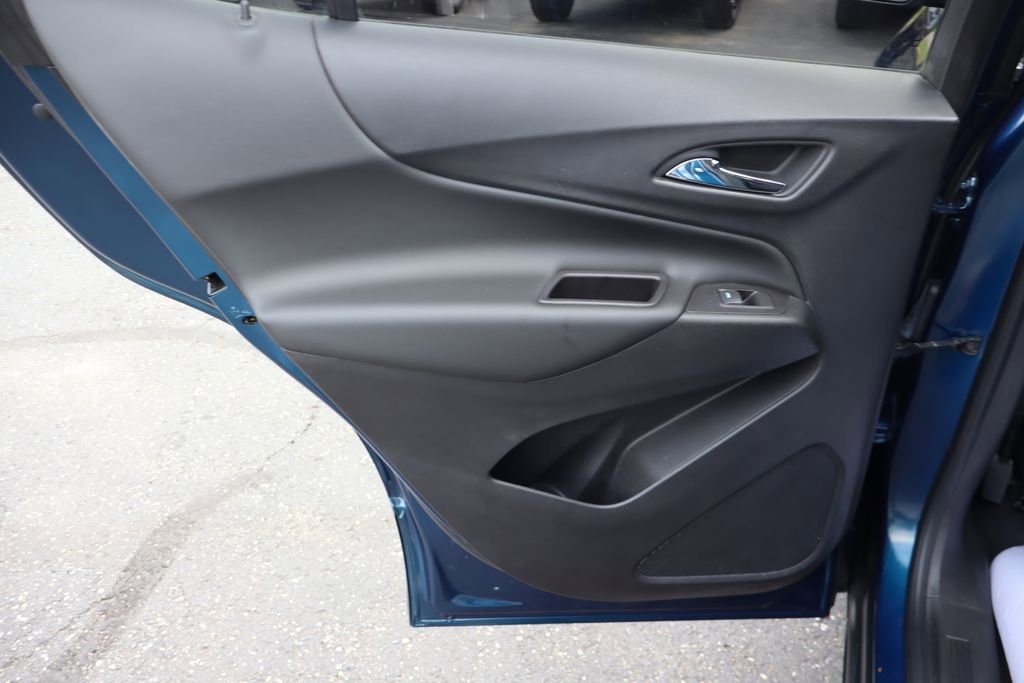 Used 2019 Chevrolet Equinox LT w/ Driver Convenience Package FWD image 26