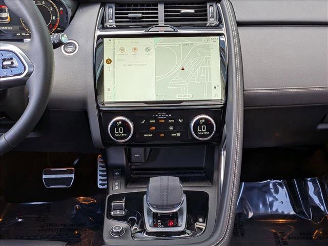 Certified 2024 Jaguar E-PACE R-Dynamic SE image 12