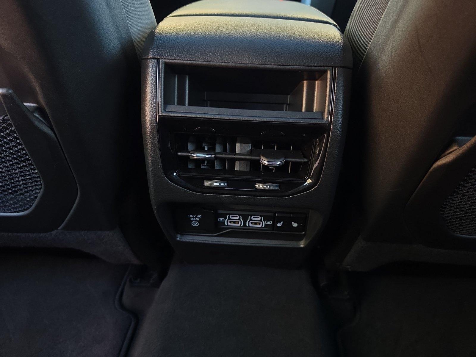 Used 2024 Jeep Grand Cherokee Limited w/ Luxury Tech Group II AWD/4WD image 29