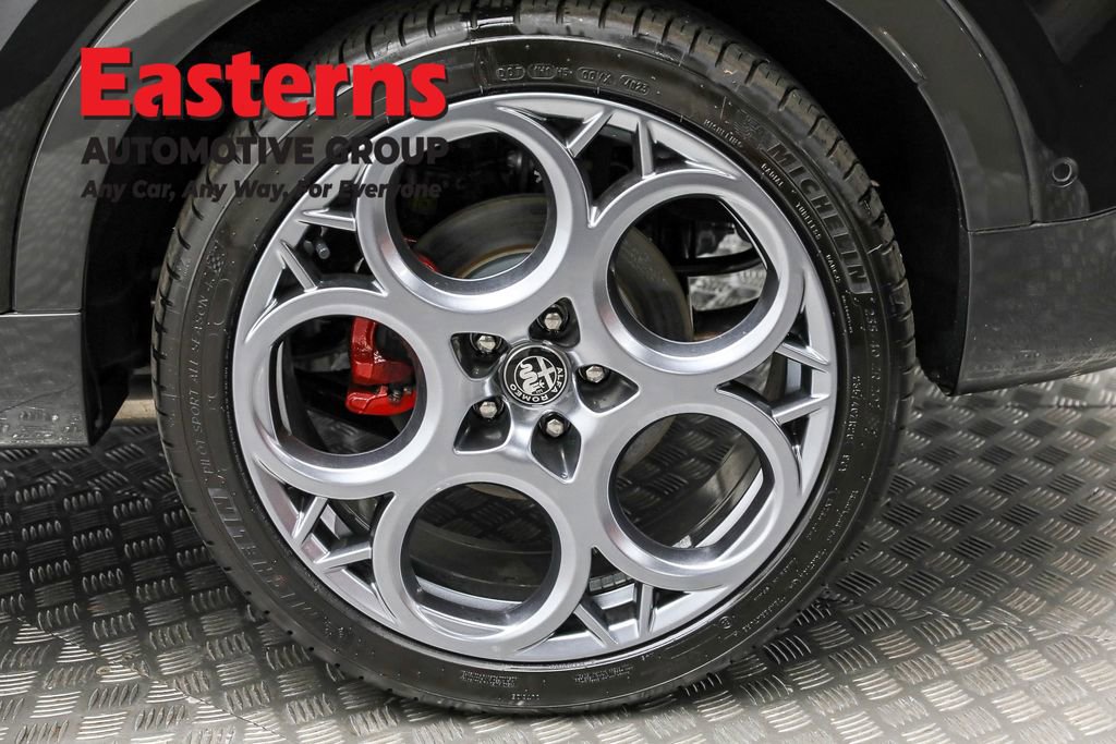 Used 2024 Alfa Romeo Tonale Veloce image 8