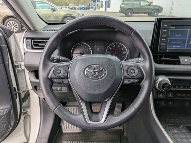 Used 2021 Toyota RAV4 XLE w/ Convenience Package AWD/4WD image 9