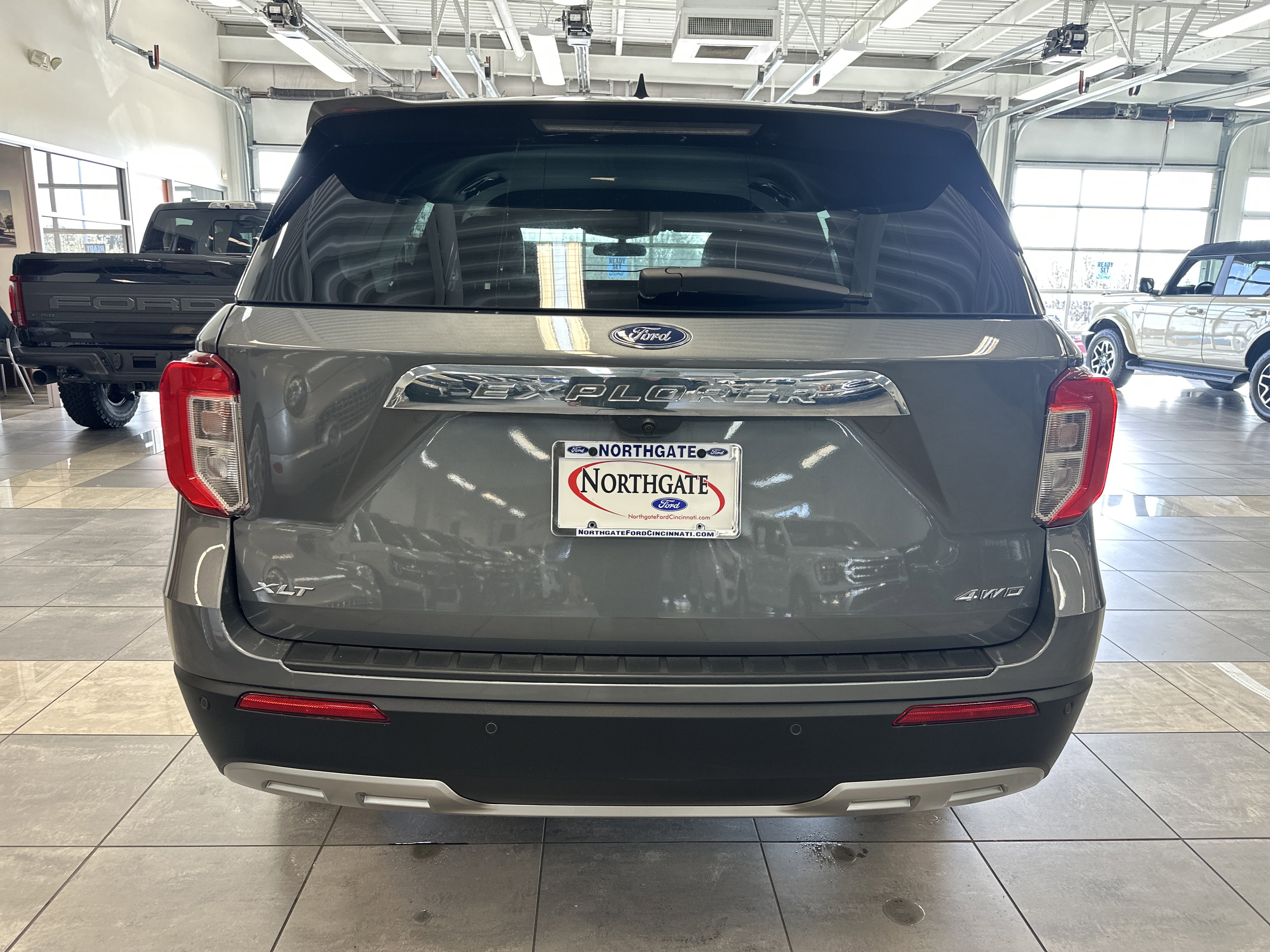 Used 2023 Ford Explorer XLT w/ Equipment Group 202A image 14