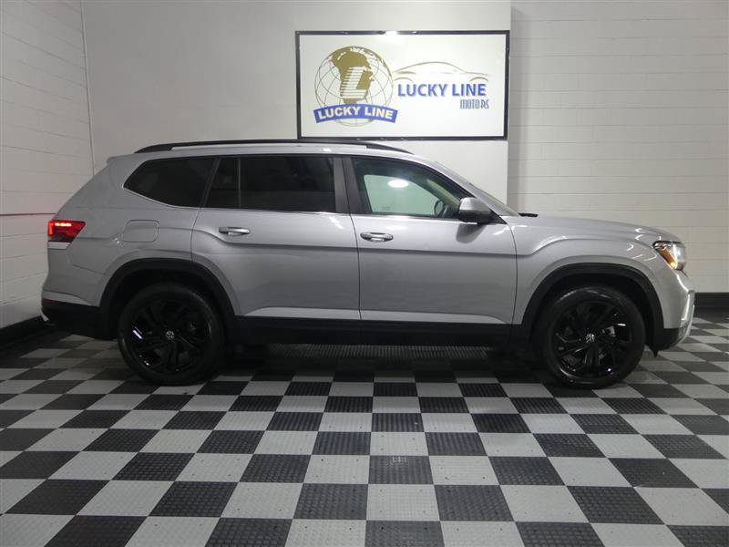 Used 2022 Volkswagen Atlas SE w/ Panoramic Sunroof Package FWD image 6