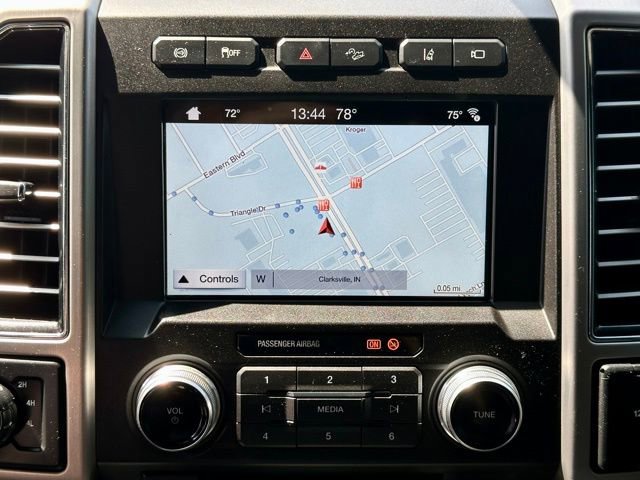 Used 2018 Ford F350 Platinum w/ Platinum Ultimate Package AWD/4WD image 29