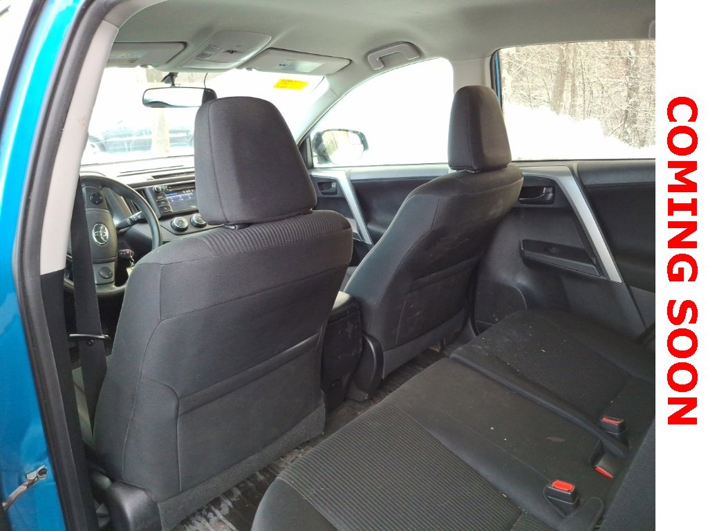 Used 2016 Toyota RAV4 LE image 8