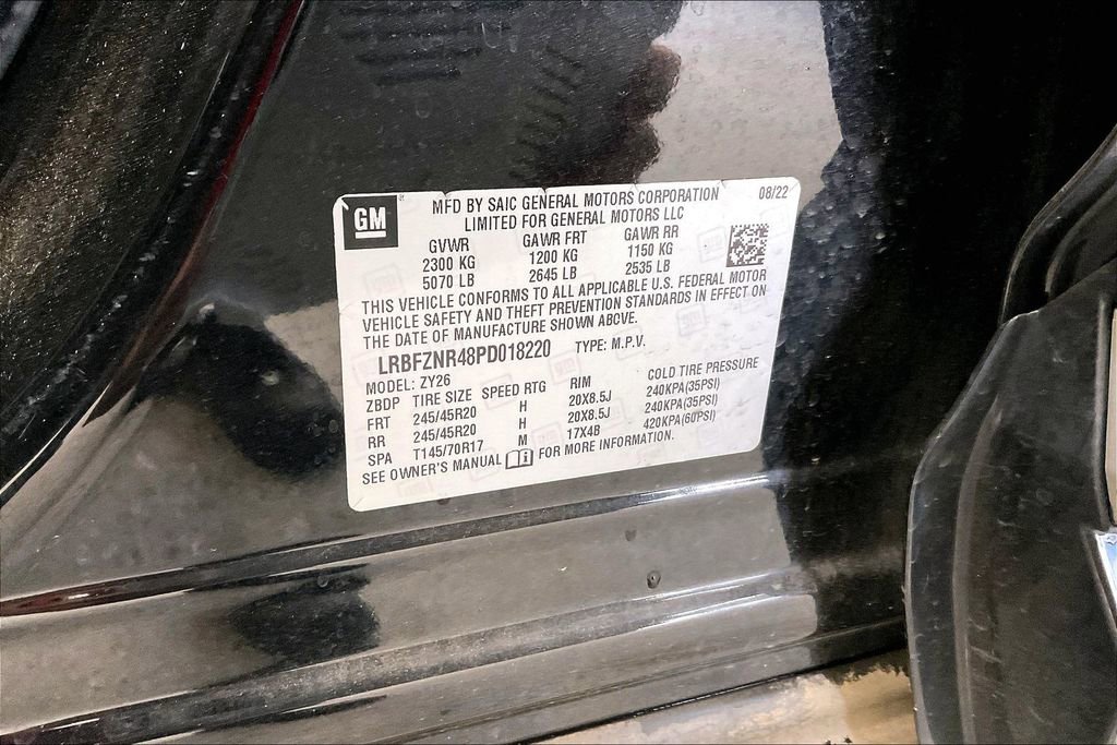 Used 2023 Buick Envision Essence w/ Sport Touring Package FWD image 19