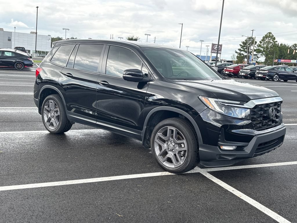 Used 2023 Honda Passport EX-L image 32