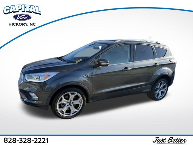 Used 2018 Ford Escape Titanium w/ Ford Safe & Smart Package FWD image 1