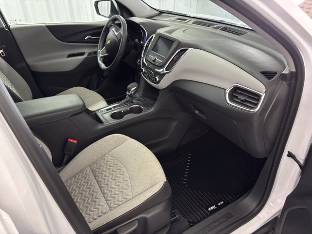 Used 2023 Chevrolet Equinox LT w/ Driver Convenience Package AWD/4WD image 27