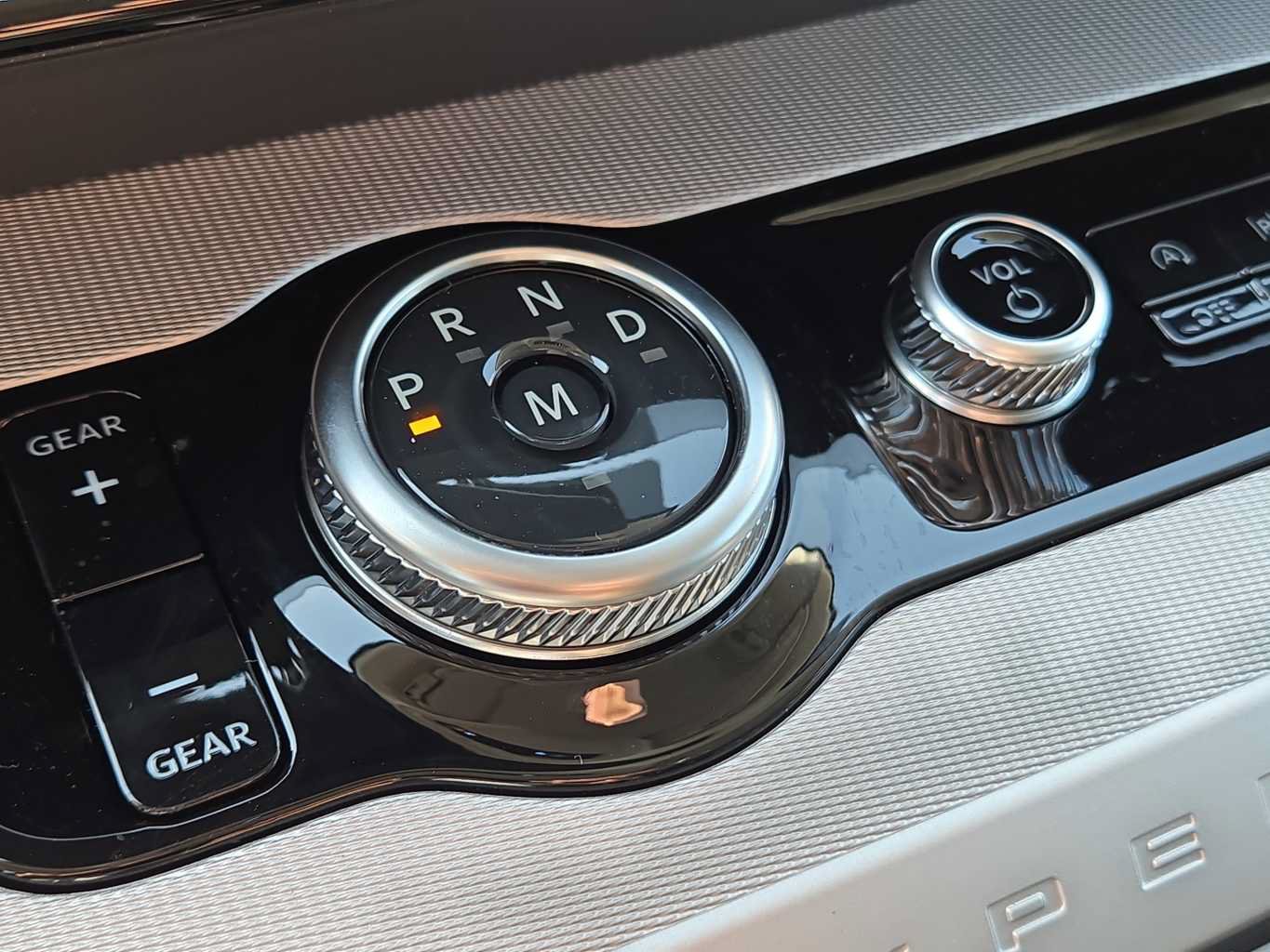 New 2027 Ford Expedition Max Active RWD image 6