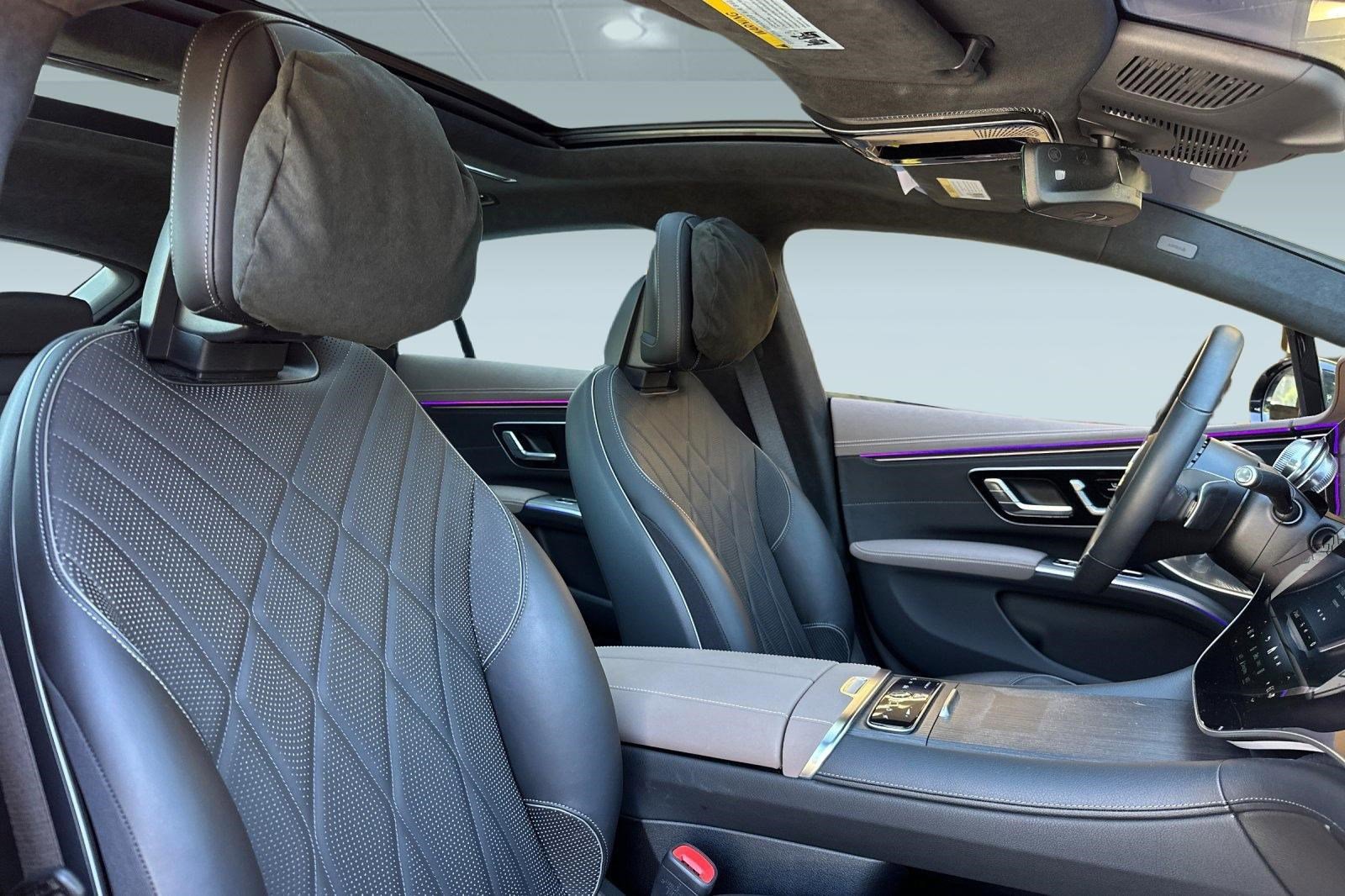 Used 2023 Mercedes-Benz EQS 580 4MATIC Sedan image 33