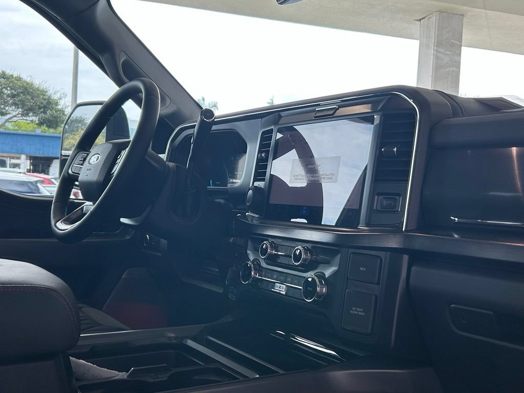 New 2026 Ford F250 Lariat w/ Black Appearance Package AWD/4WD image 29