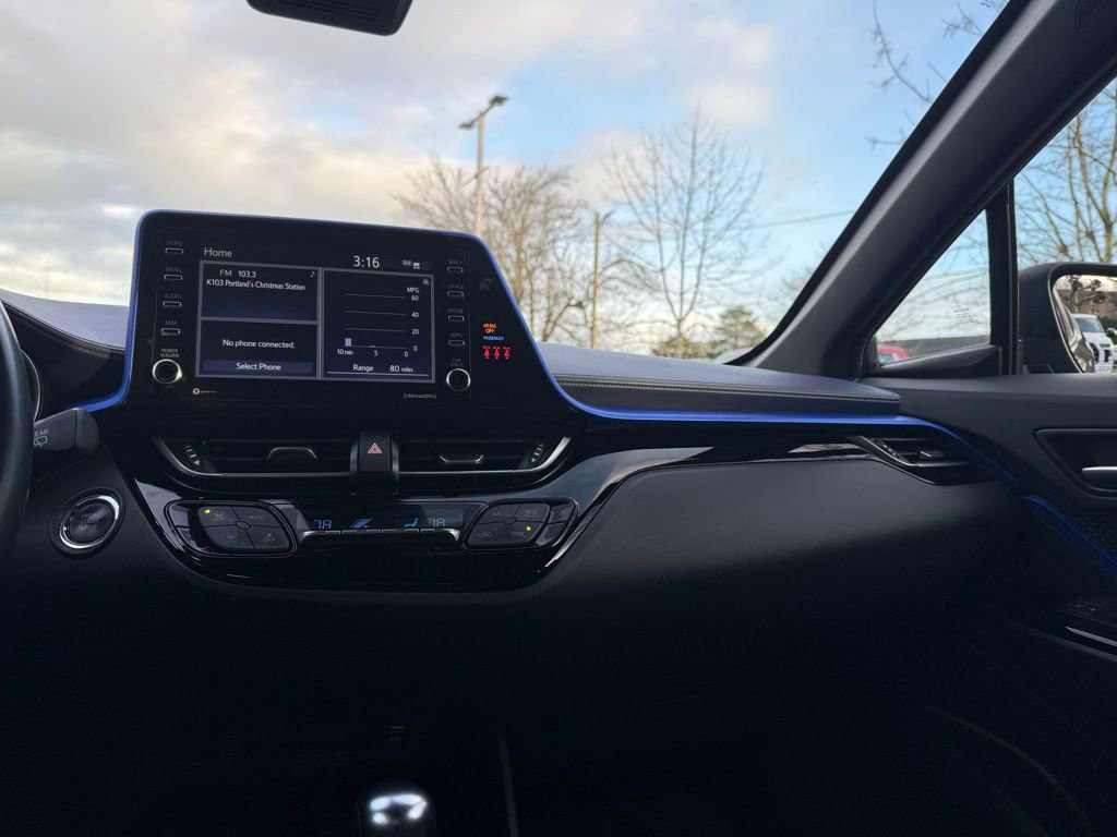 Certified 2022 Toyota C-HR XLE image 27