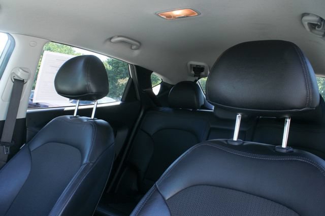 Used 2011 Hyundai Tucson GLS FWD image 14