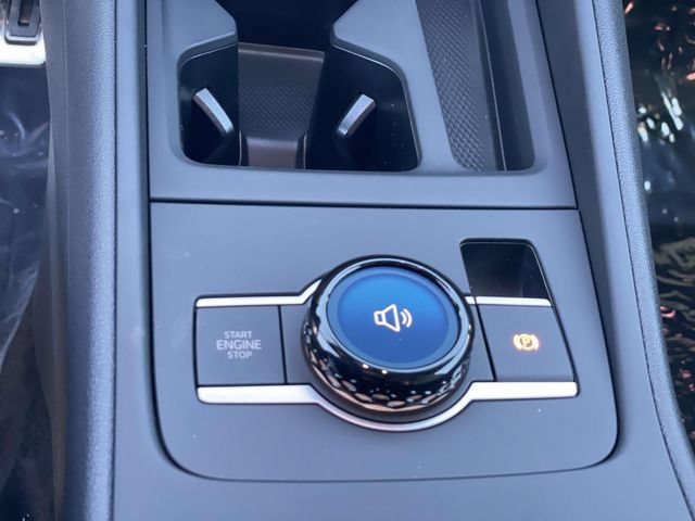 New 2026 Volkswagen Tiguan SE R-Line FWD image 15