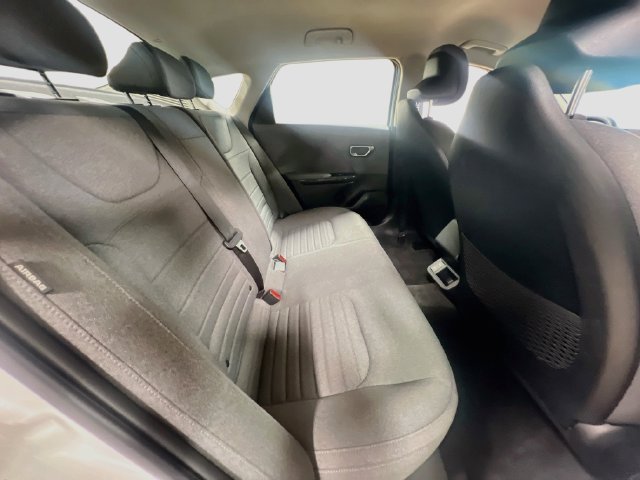 Used 2025 Kia K4 EX FWD image 25