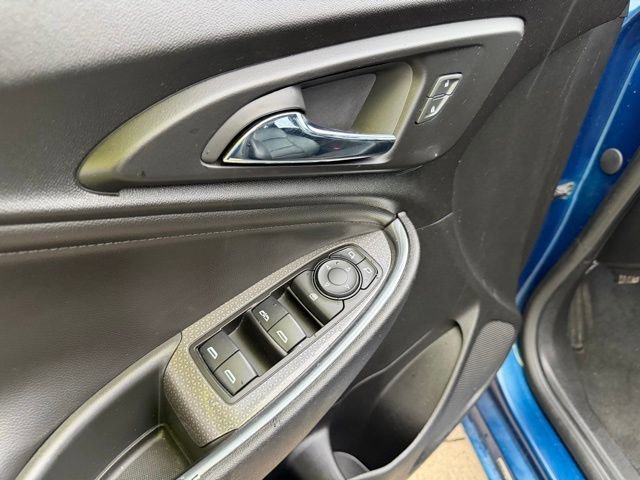 Used 2019 Chevrolet Malibu LT w/ LT Plus Package image 17