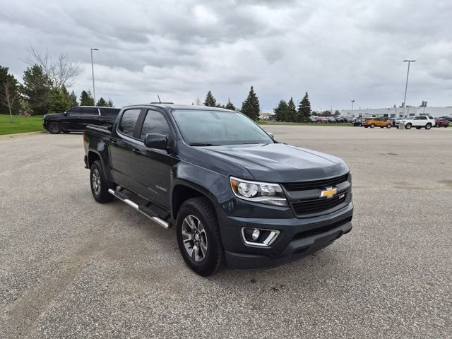 Used 2017 Chevrolet Colorado Z71 AWD/4WD image 3
