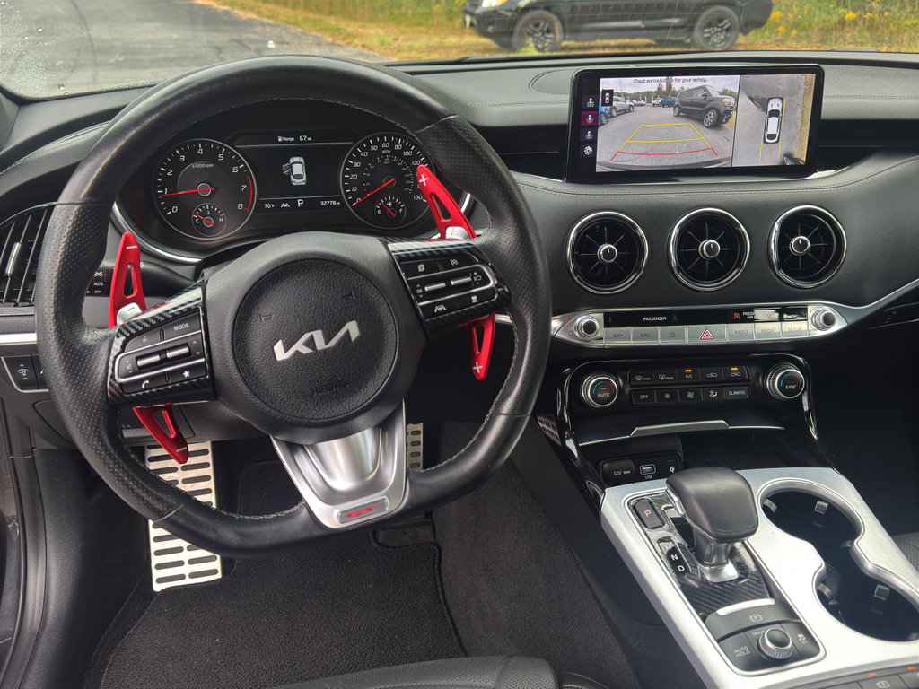 Used 2022 Kia Stinger GT2 image 10