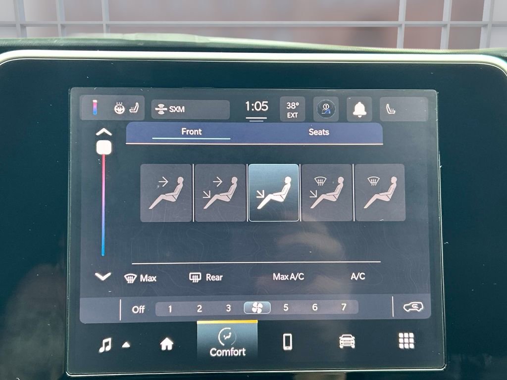 Used 2025 Jeep Compass Latitude AWD/4WD image 28