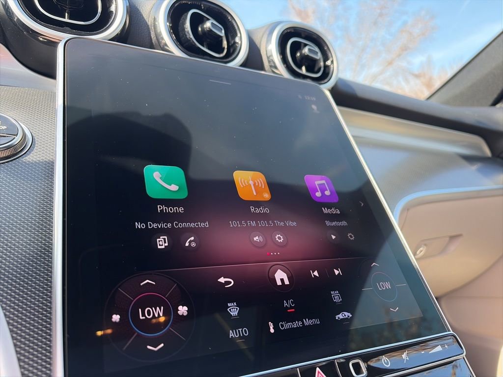 Used 2025 Mercedes-Benz C 300 4MATIC Sedan image 15