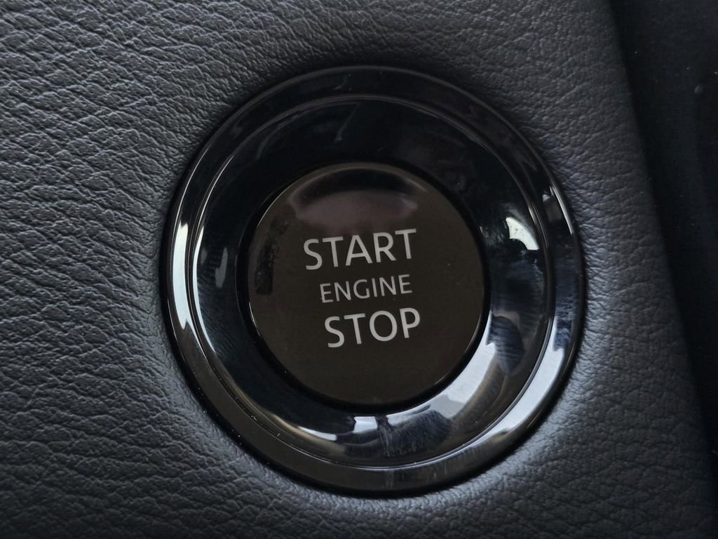 New 2026 Nissan Armada SV image 26