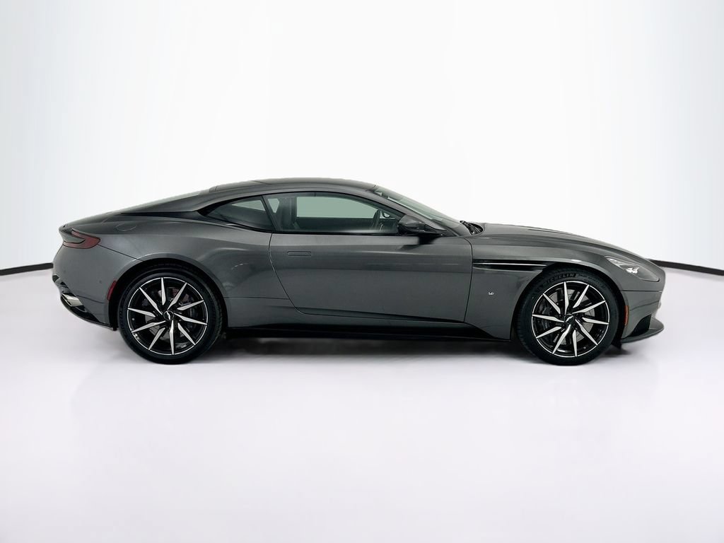 Used 2018 Aston Martin DB11 V12 RWD image 4