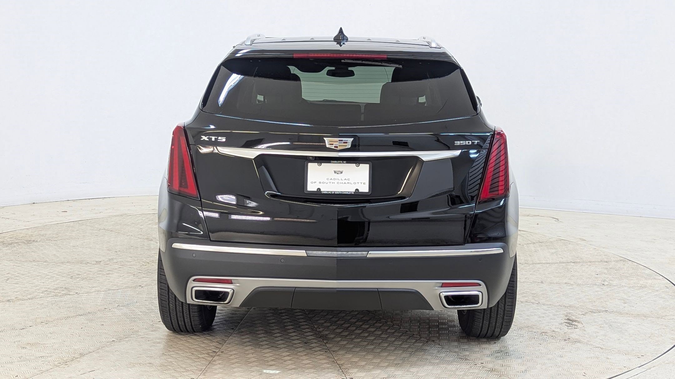 Certified 2023 Cadillac XT5 Premium Luxury image 10