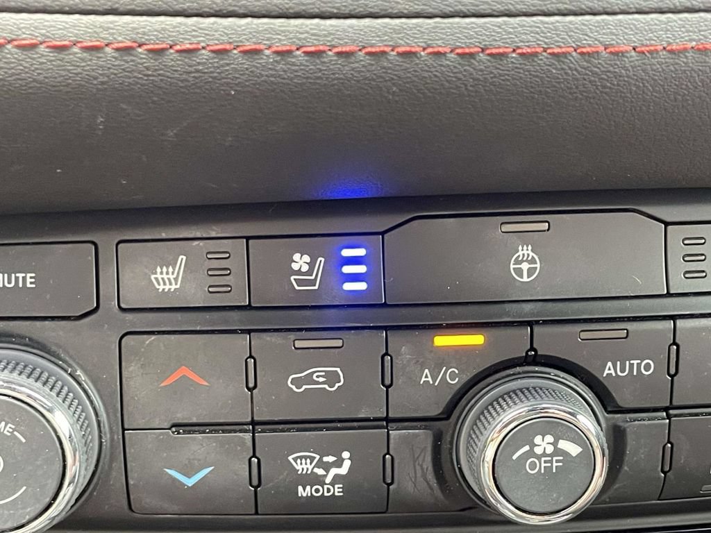 Certified 2023 Dodge Durango GT AWD/4WD image 37