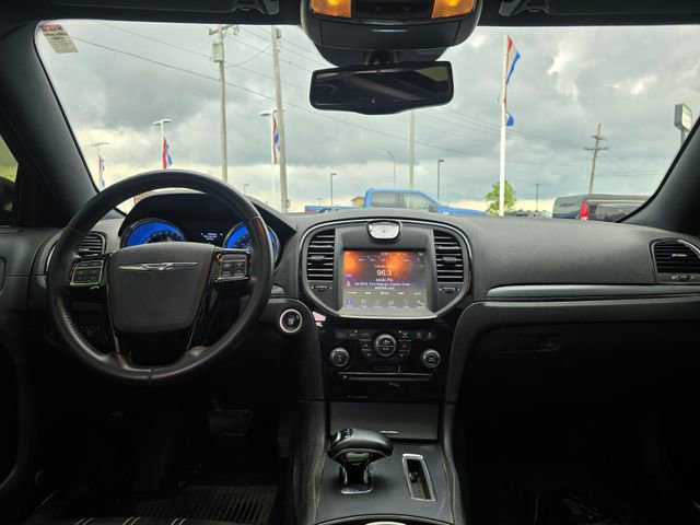 Used 2014 Chrysler 300 S RWD image 14