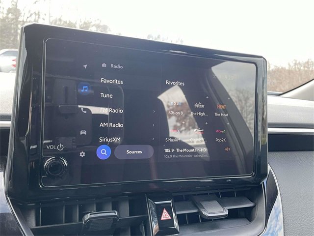 Certified 2025 Toyota Corolla SE image 27