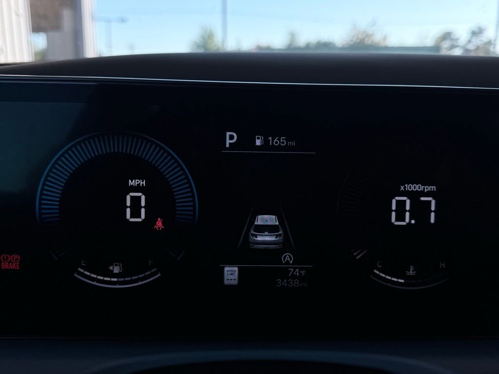 Used 2025 Hyundai Tucson SE image 14