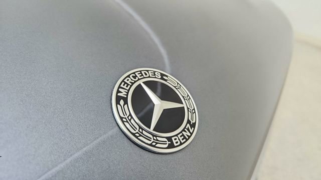 Used 2025 Mercedes-Benz GLS 450 4MATIC image 18