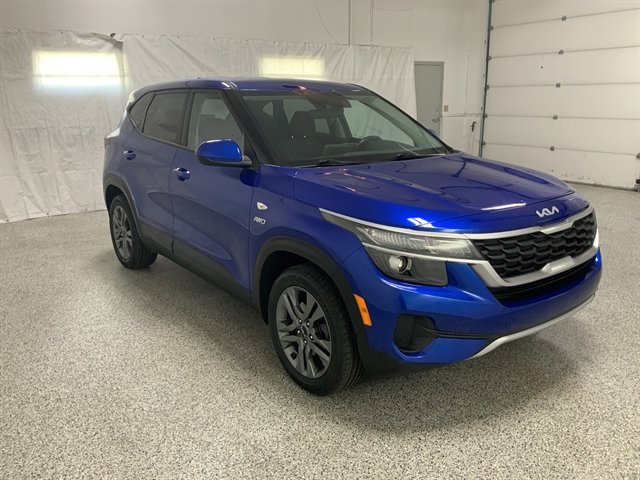 Used 2022 Kia Seltos LX image 4