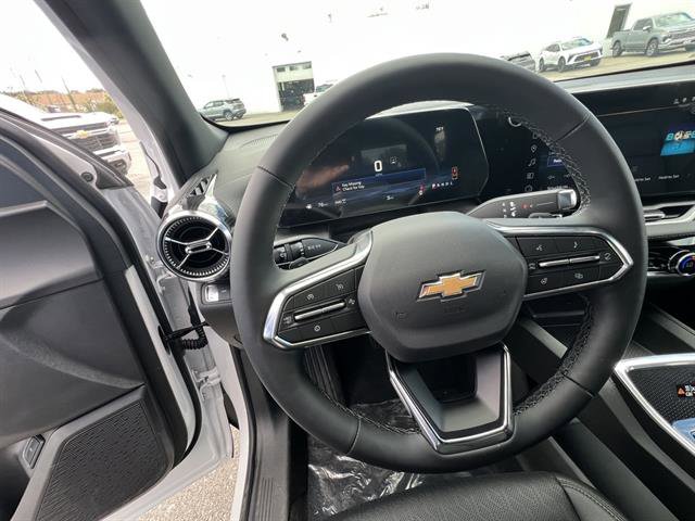 New 2026 Chevrolet Equinox LT w/ Convenience Package II image 13
