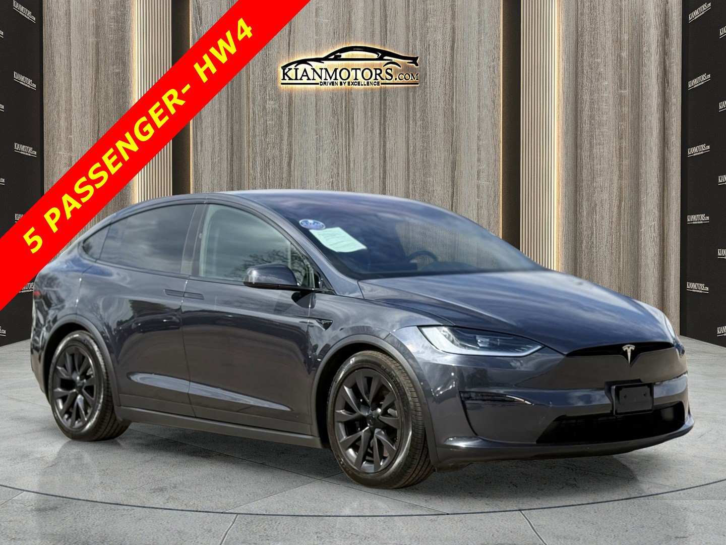 Used 2024 Tesla Model X Long Range image 1