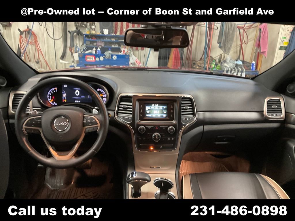 Used 2015 Jeep Grand Cherokee Laredo w/ Quick Order Package 23E AWD/4WD image 18