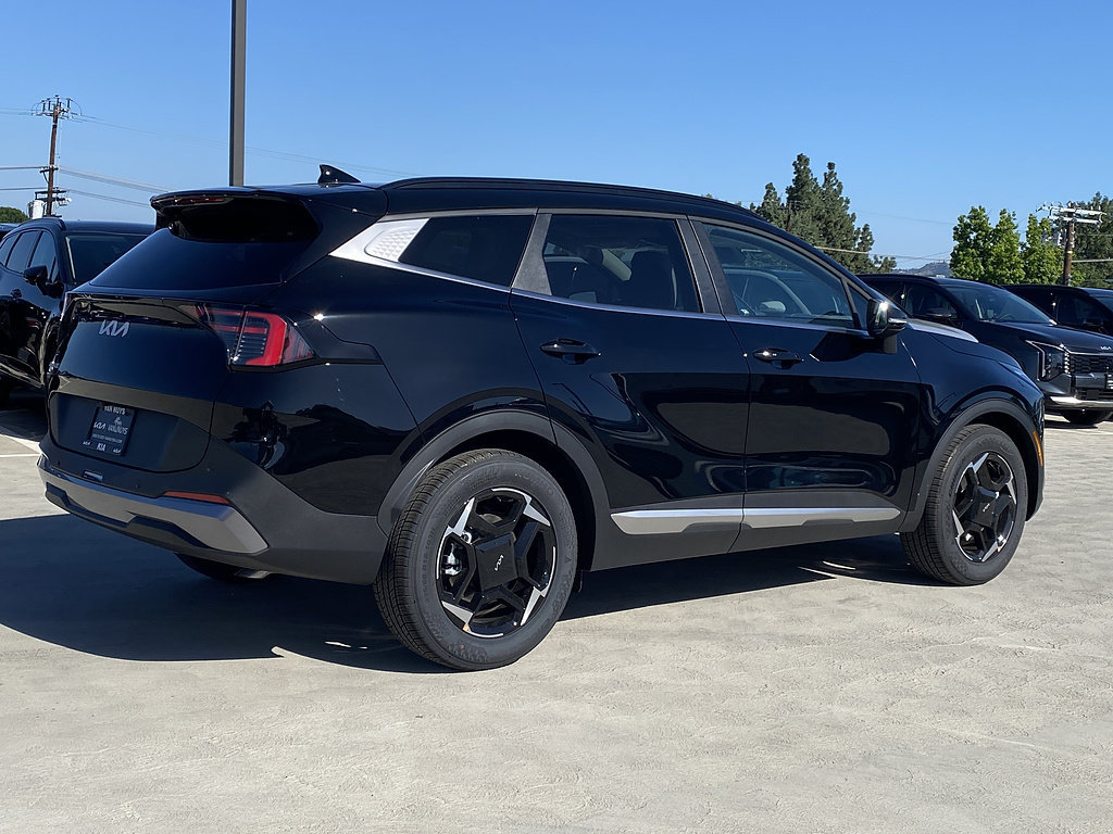 New 2026 Kia Sportage EX FWD image 3