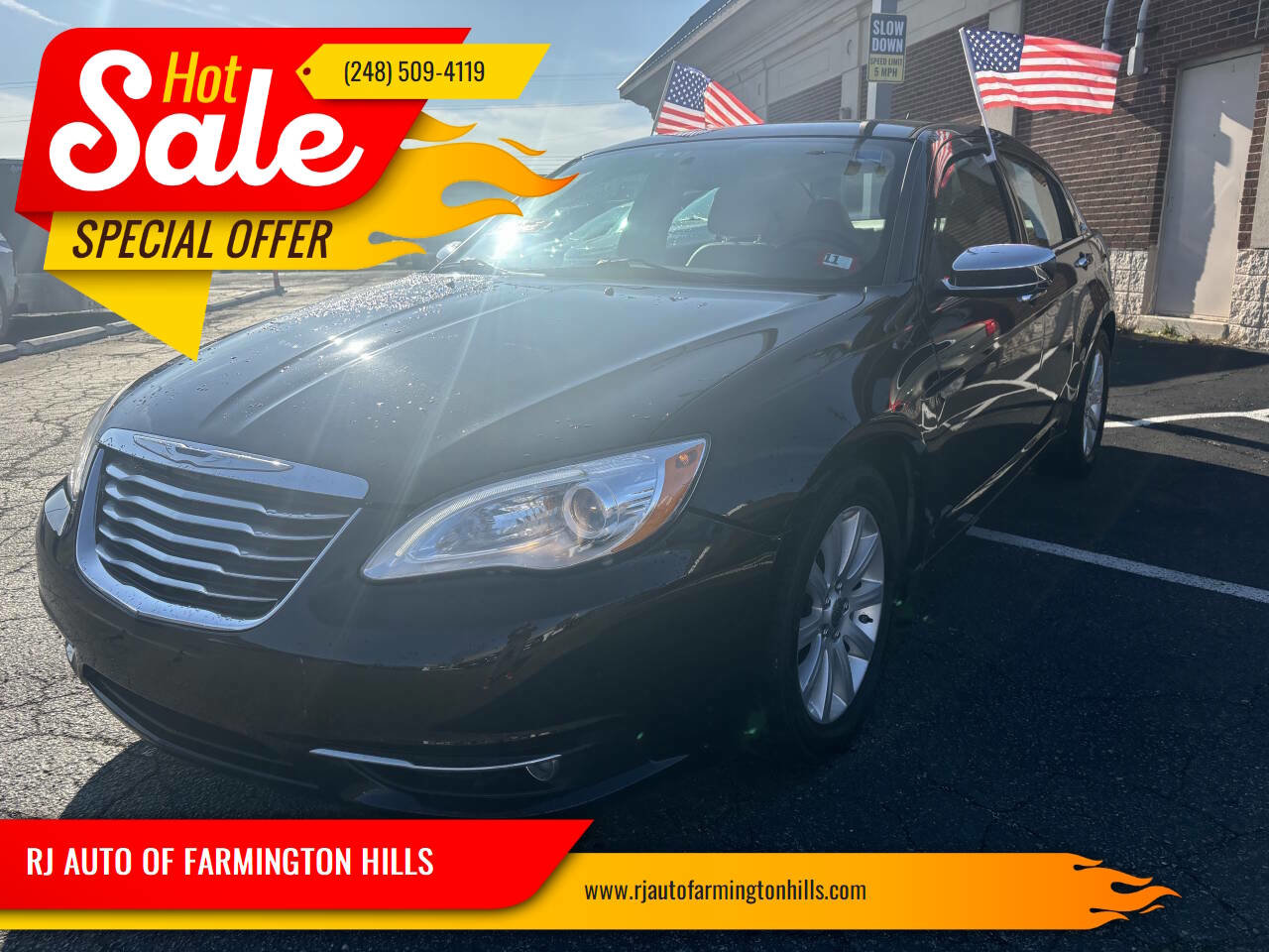 Used 2014 Chrysler 200 Limited w/ Sun/Sound Group FWD image 1