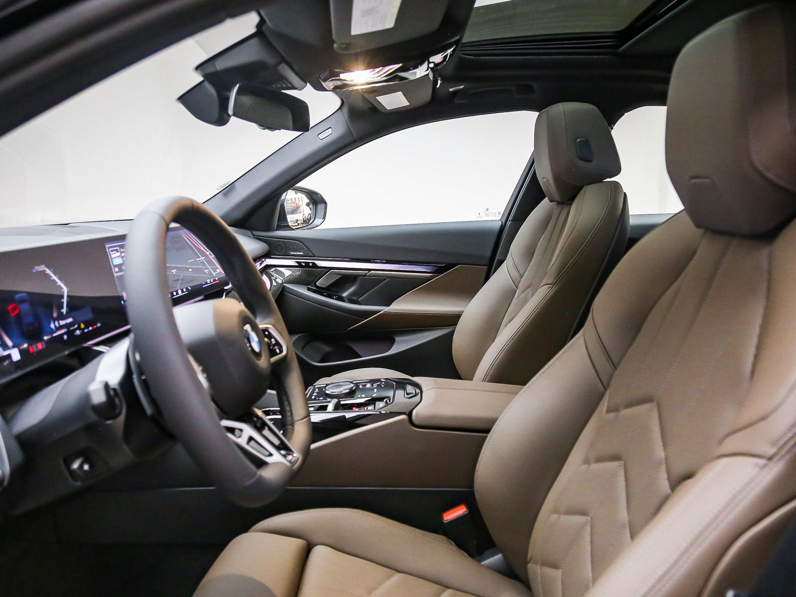 New 2027 BMW 530i RWD image 20