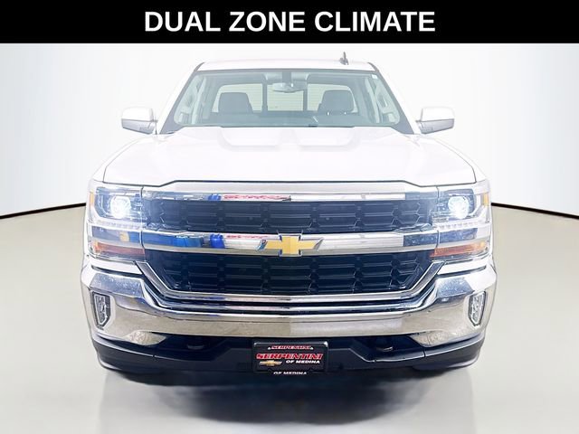 Used 2018 Chevrolet Silverado 1500 LT w/ All Star Edition image 4